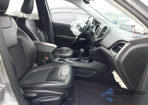 2019 Jeep Cherokee Latitude Plus Fwd из США, поврежденный, VIN 1C4PJLLB6KD108659